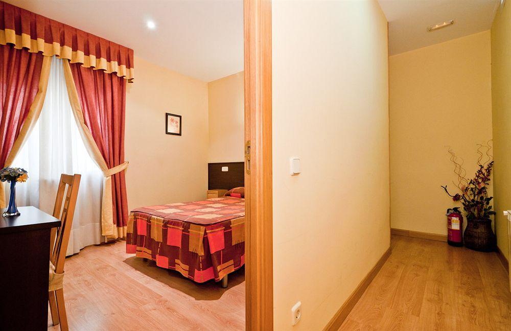 Hostal Las Cortes 马德里 外观 照片